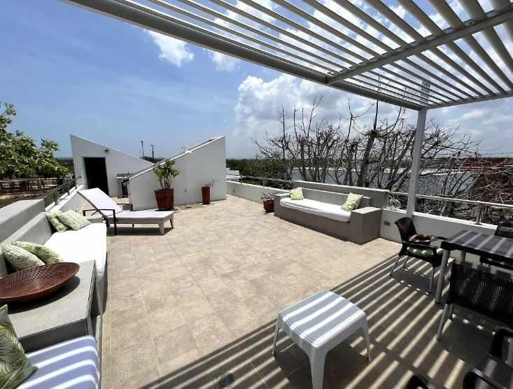 Nok Luxury 4br Pool In Manzanillo